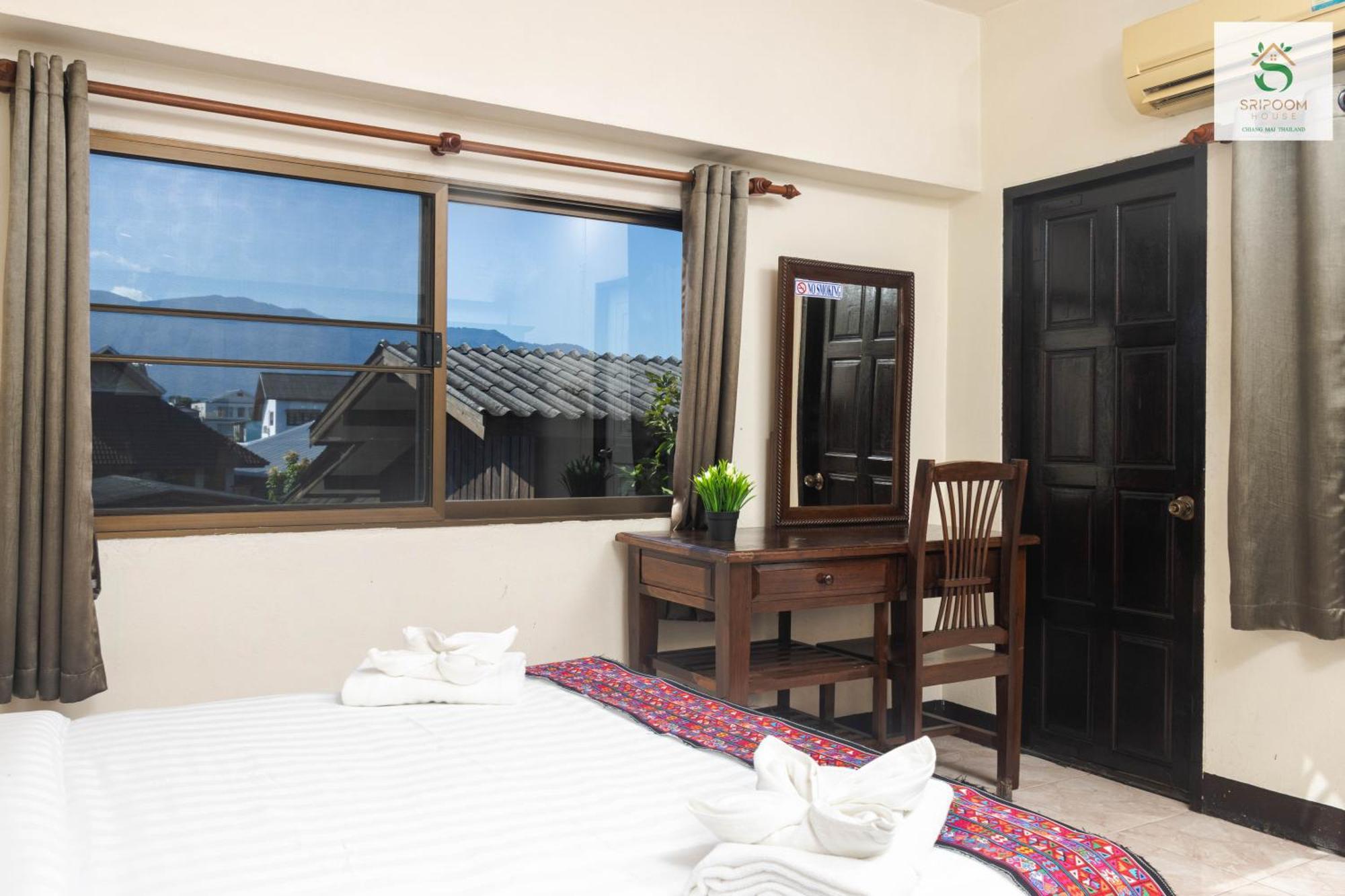 Hotel Sripoom House 1 Chiang Mai Exterior foto